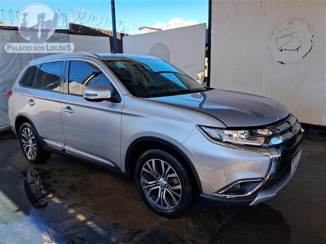 MMC OUTLANDER 2.0 2018