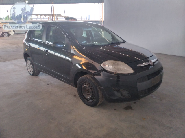 FIAT PALIO ATTRACT 1.0 2015