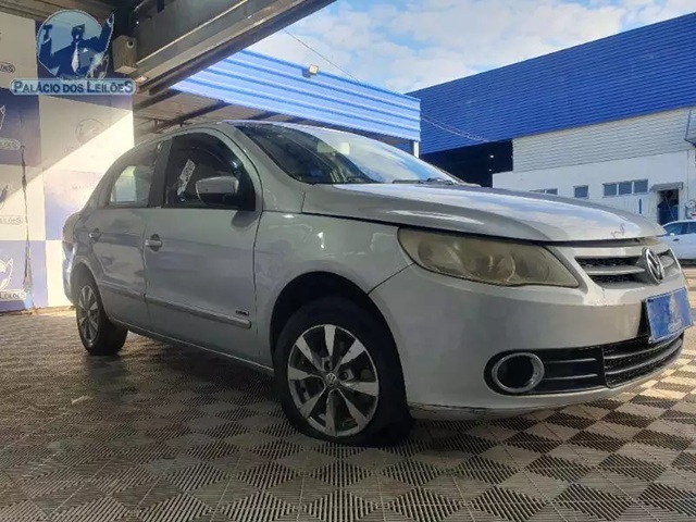 VW/VOYAGE 1.0 2010